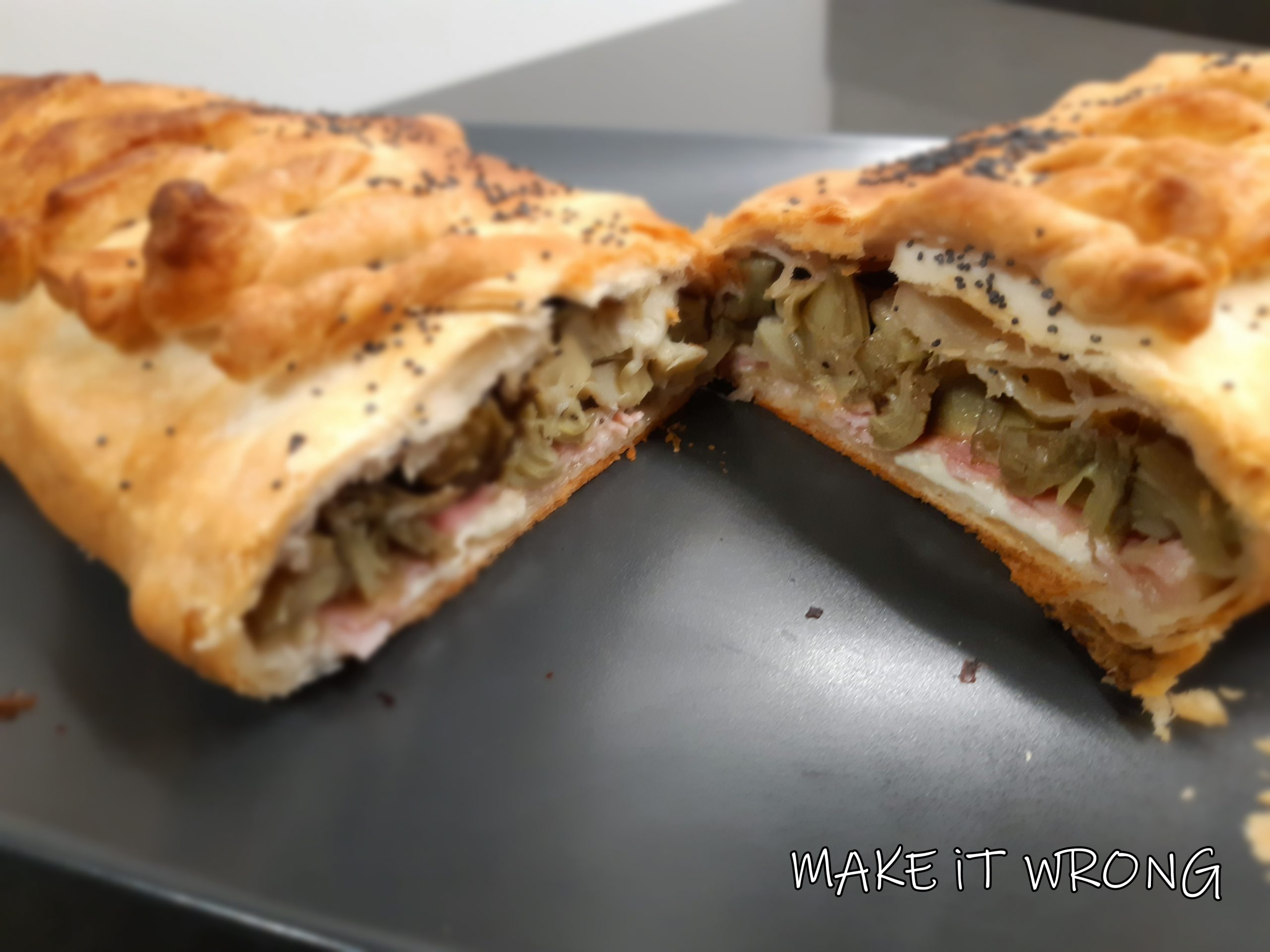 strudel carciofi e prosciutto