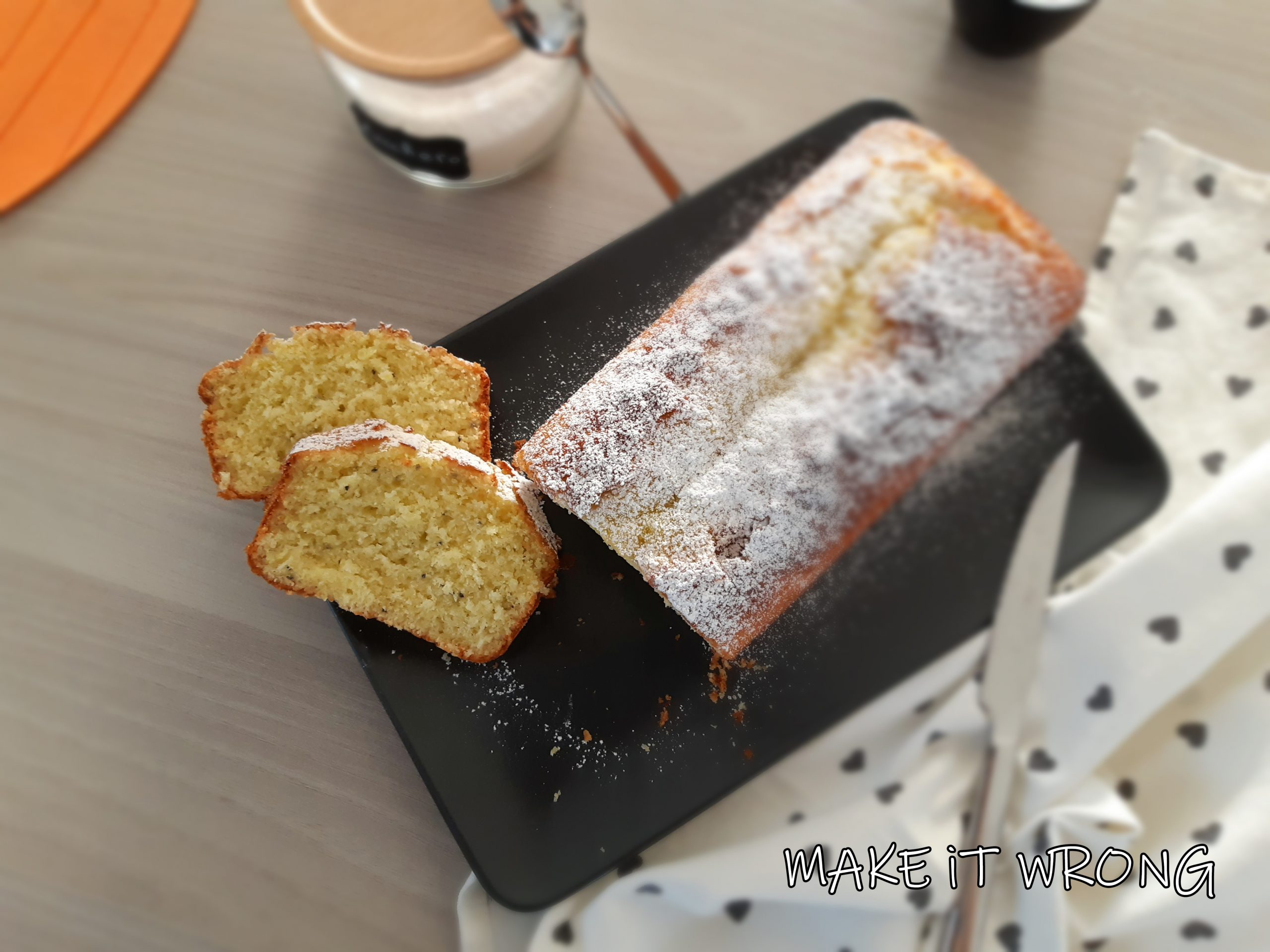 Plumcake al kiwi e yogurt