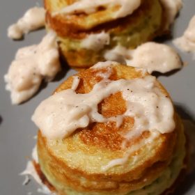 soufflè di zucchine con salsa al parmigiano