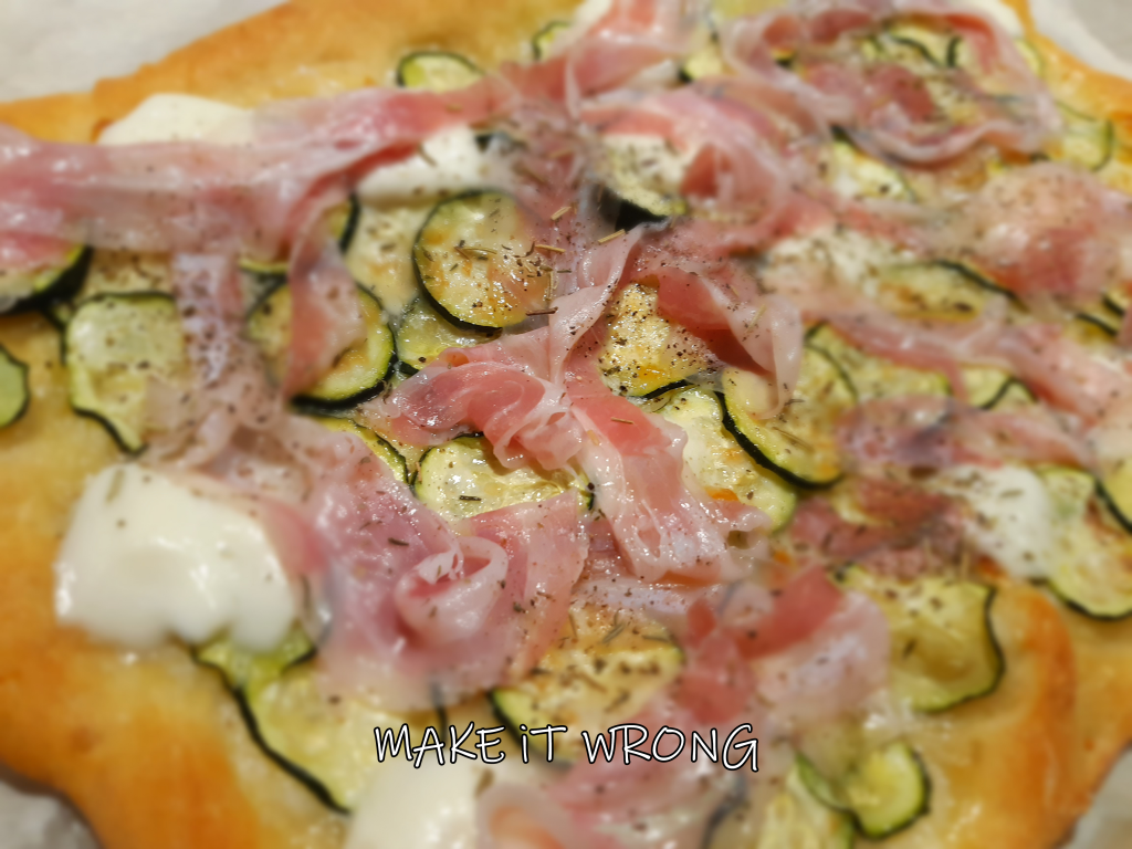 Schiacciata zucchine e pancetta