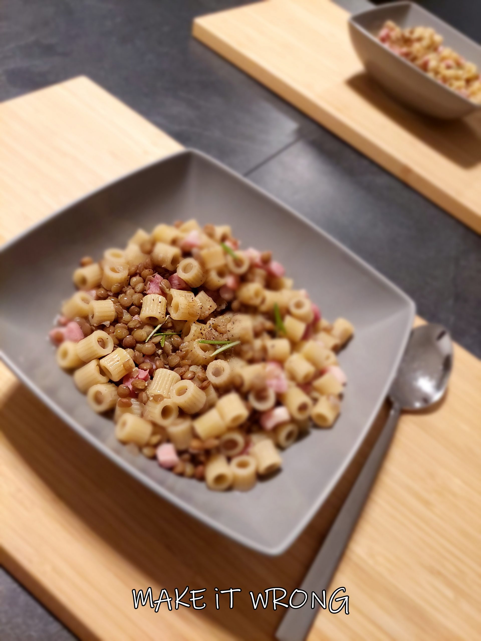 Pasta lenticchie e pancetta