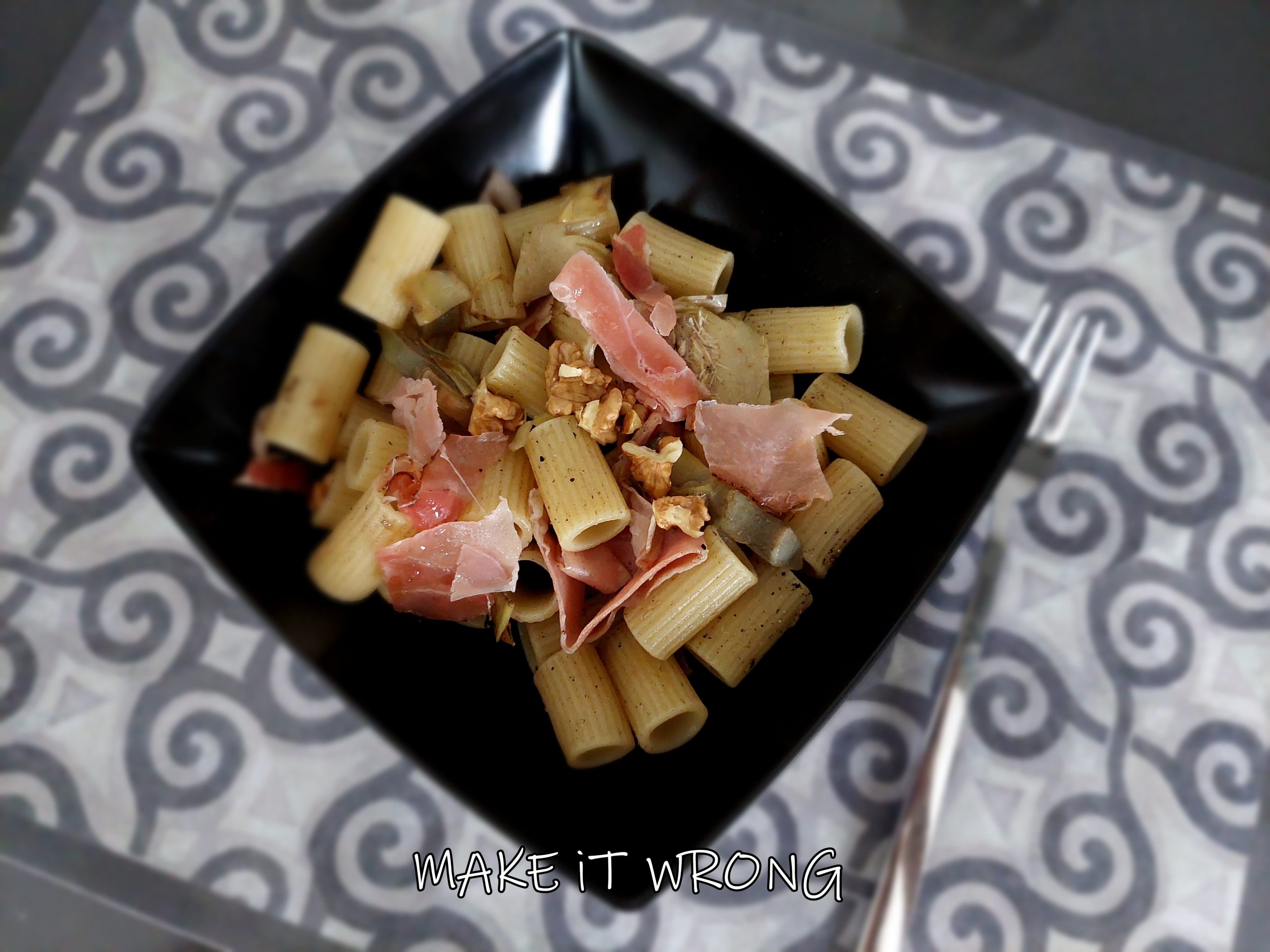 Pasta carciofi e speck