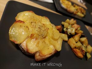 Salmone in crosta di patate