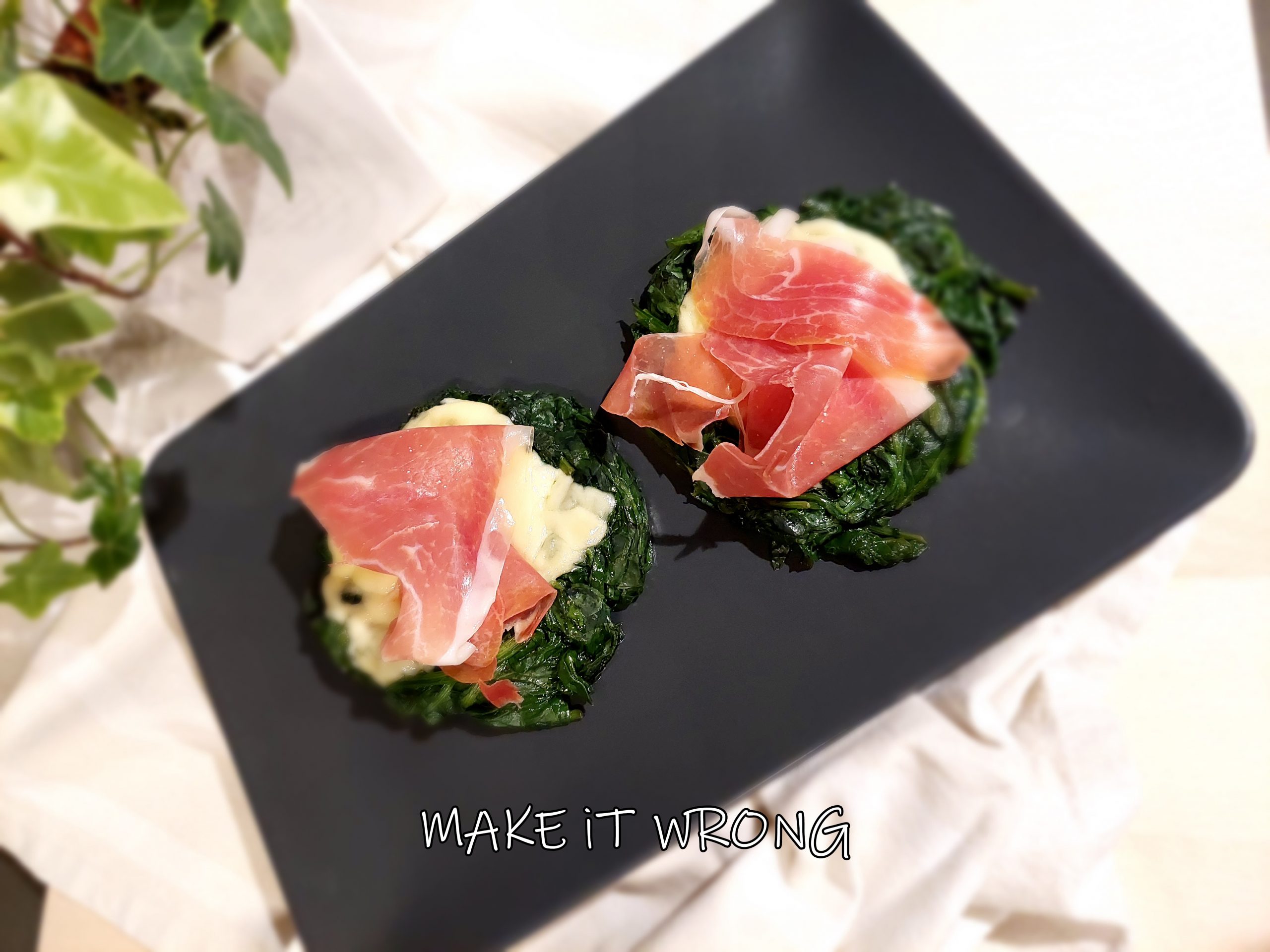 Medaglioni spinaci con prosciutto crudo