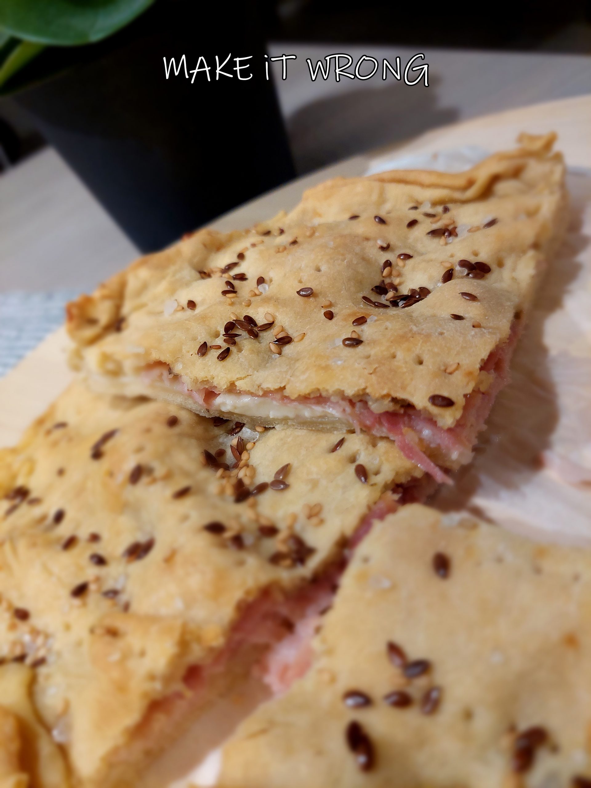 Schiacciata veloce con prosciutto cotto