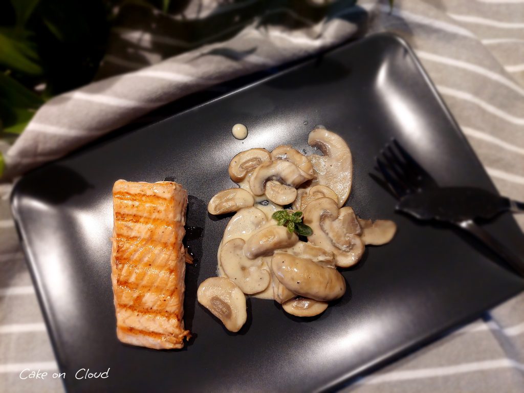 Salmone e funghi