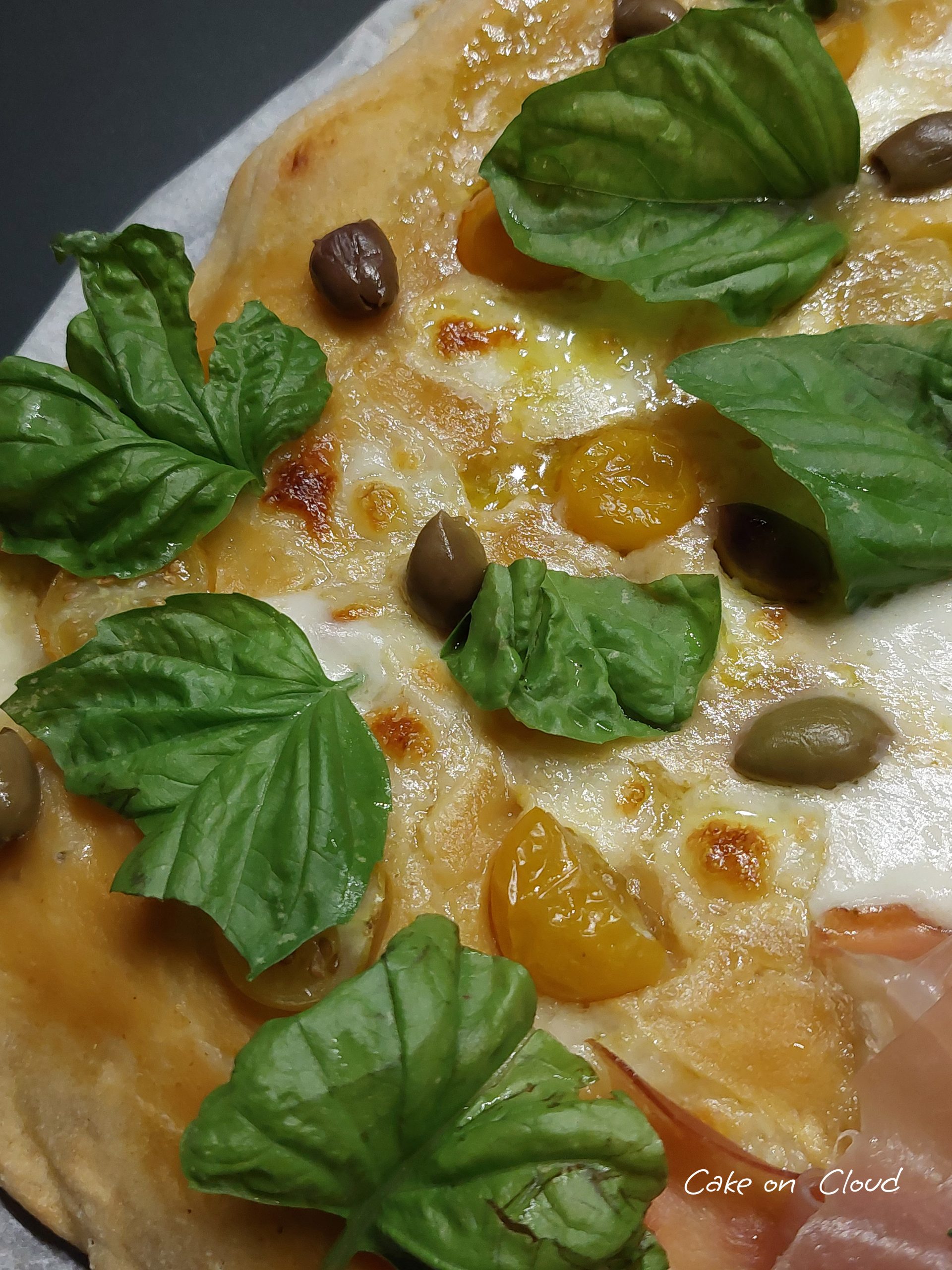 Pizza gialla e fiordilatte