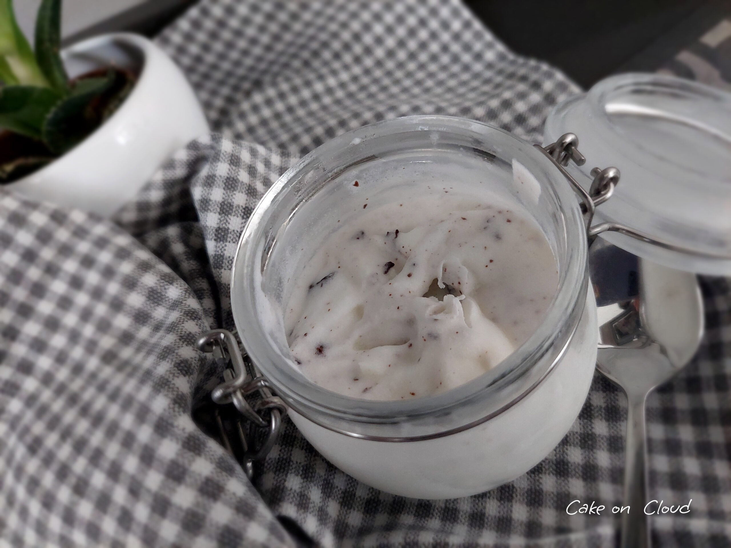 Gelato alla stracciatella