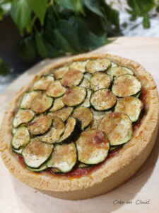 Crostata salata ragù e zucchine