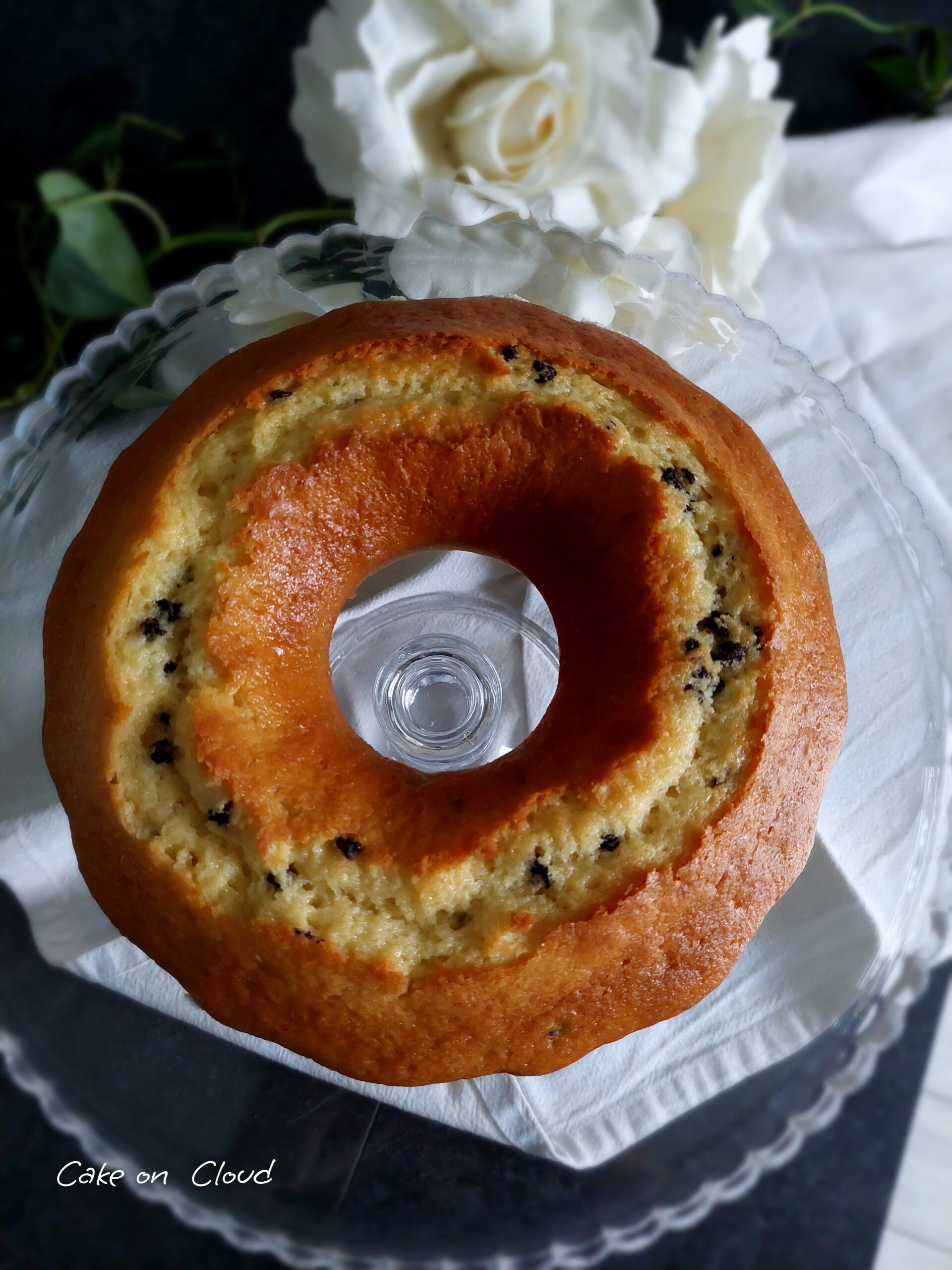 Ciambella arancia e gocce di cioccolato