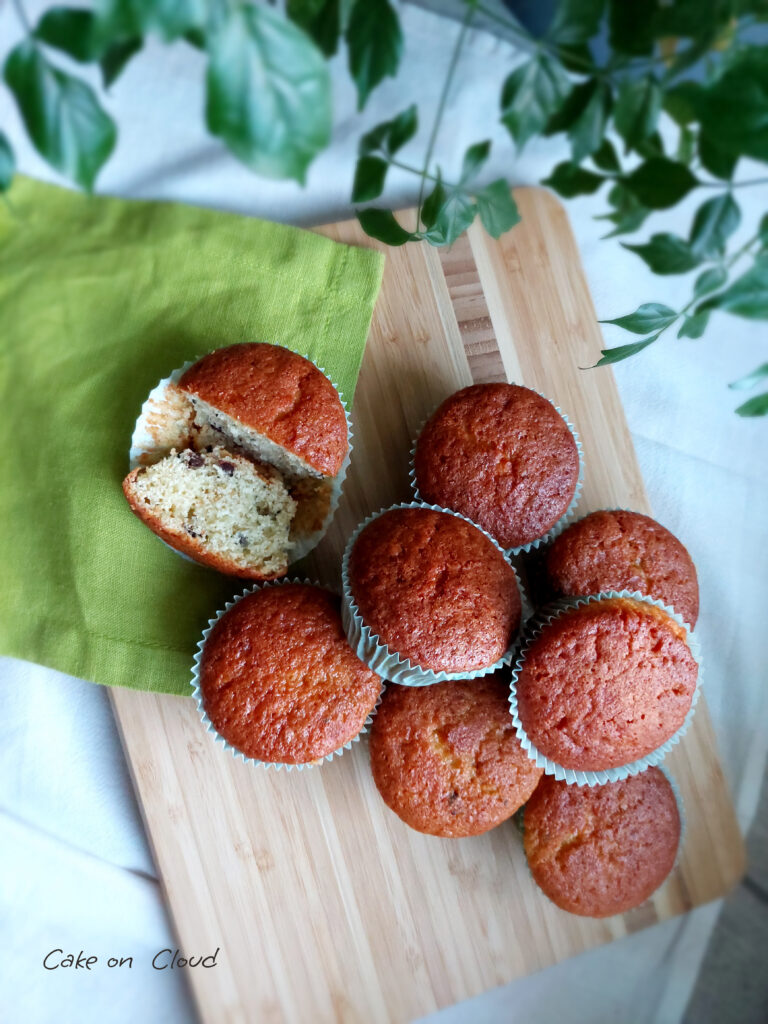 Muffin kiwi e gocce di cioccolato