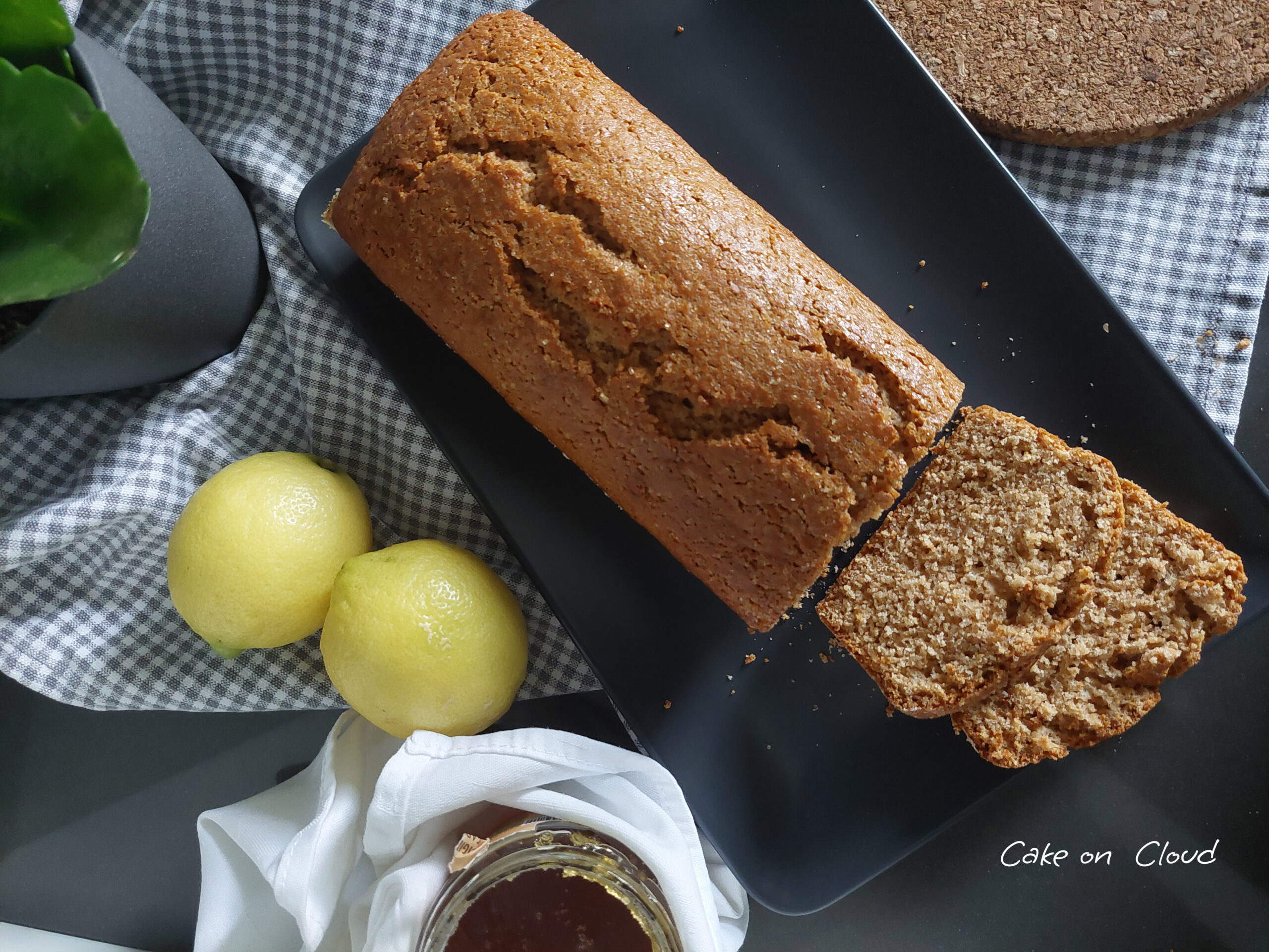 Plumcake miele e limone