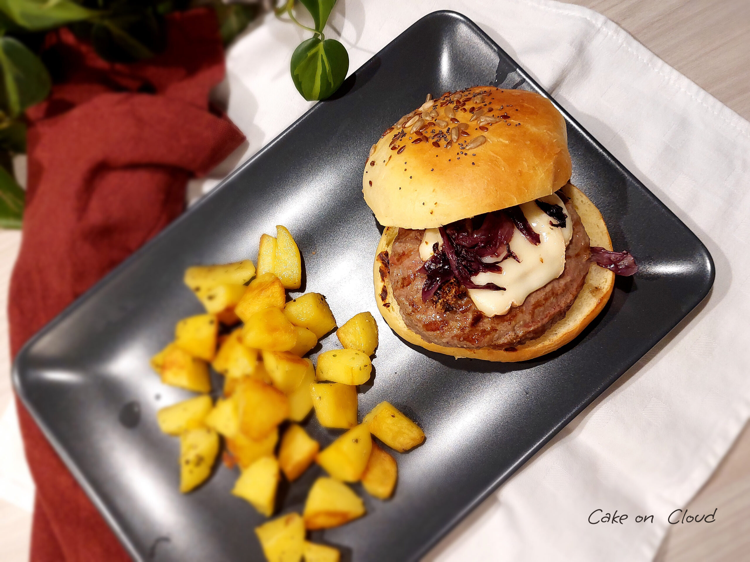 Hamburger con radicchio e taleggio