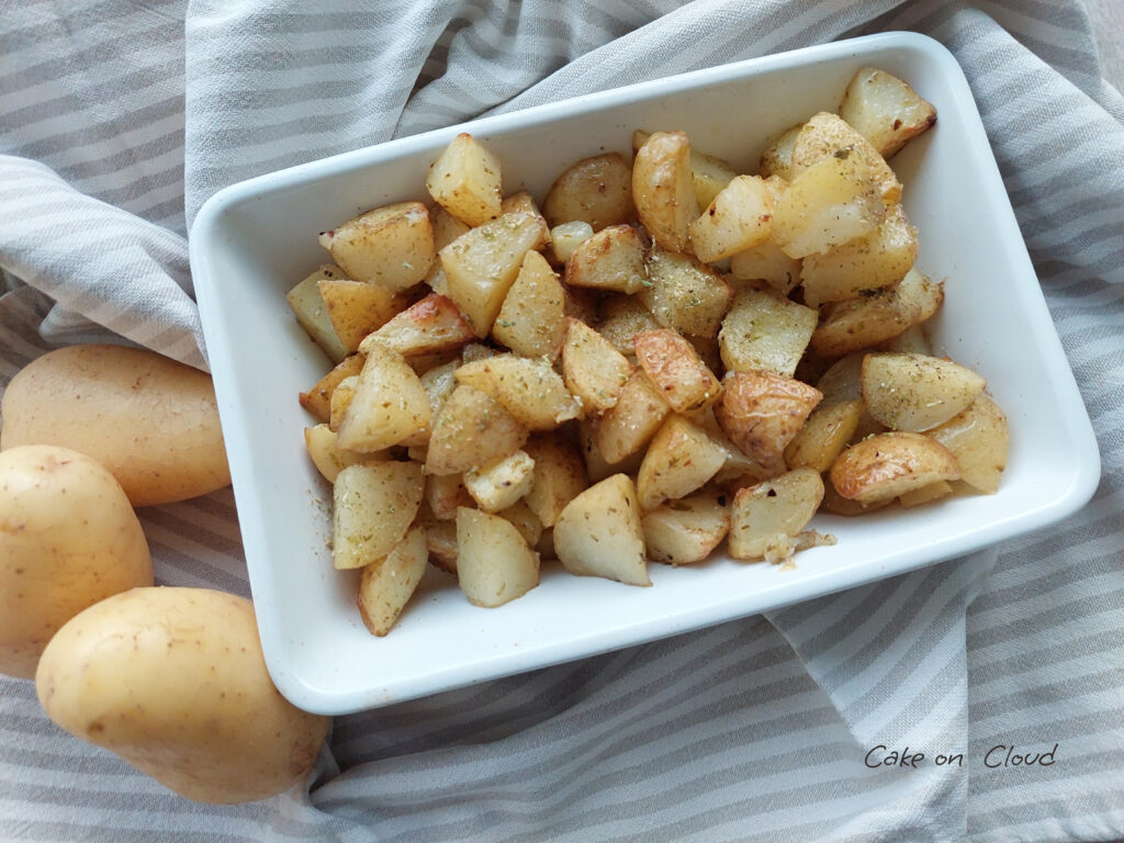 Patate al forno con la buccia