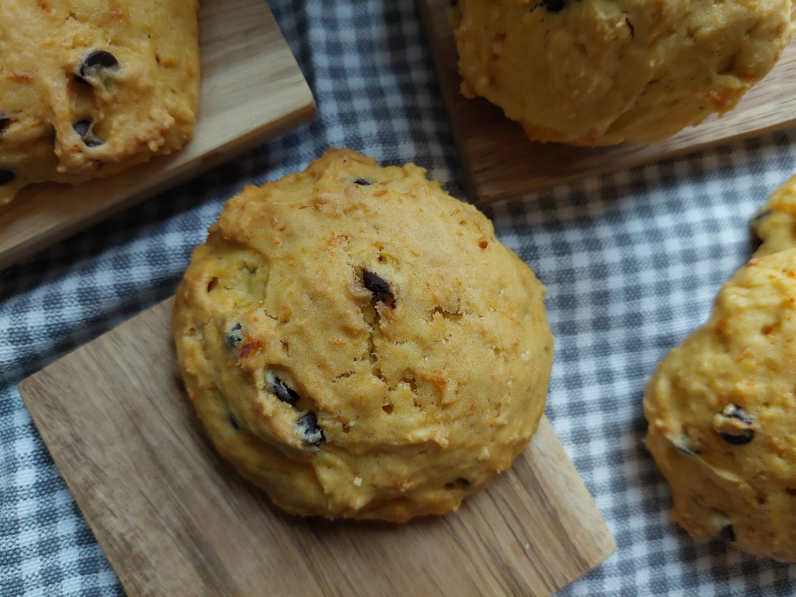 Biscotti zucca e gocce di cioccolato