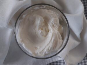 Crema allo yogurt greco