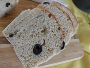 Pane in cassetta alle olive