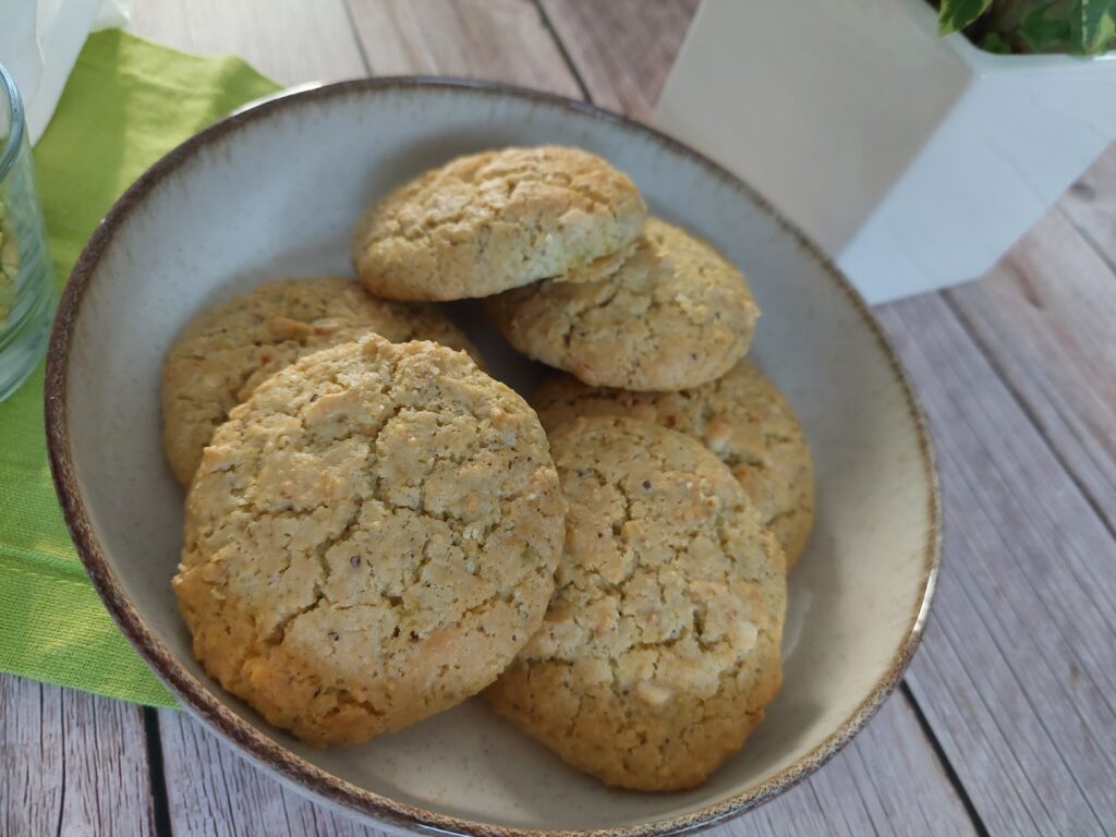 Biscotti pistacchio e gocce cioccolato bianco – senza glutine